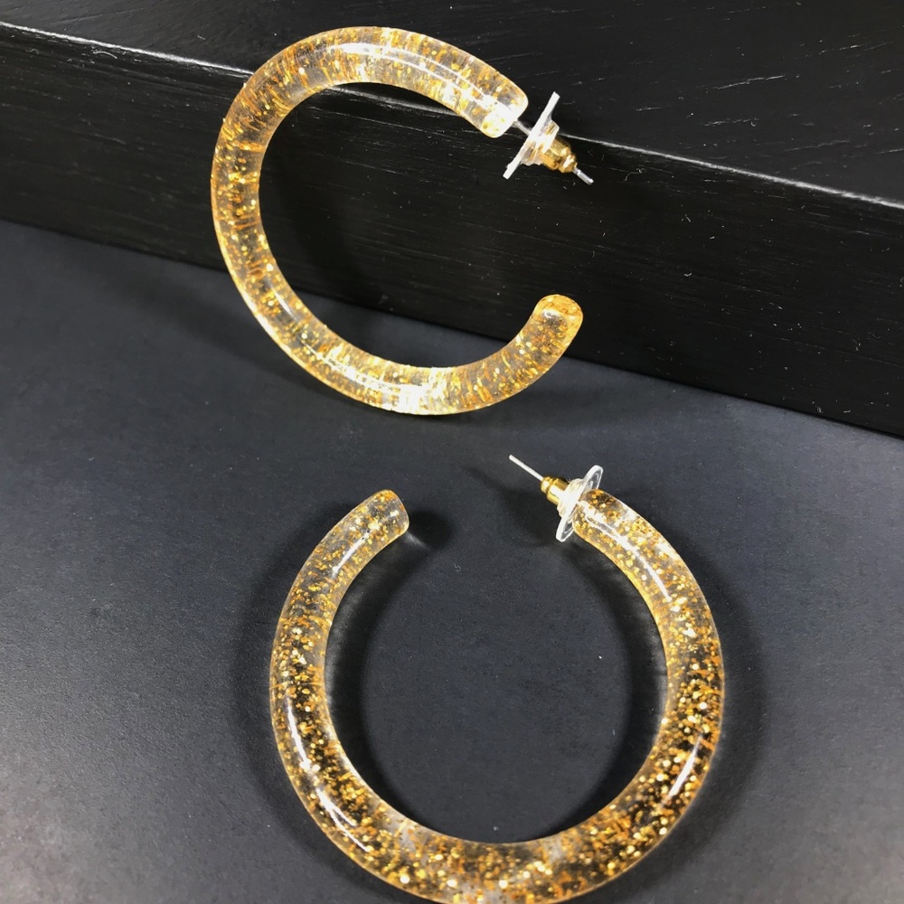 🆑 Glitter Hoops in Gold - Picture 4 of 5